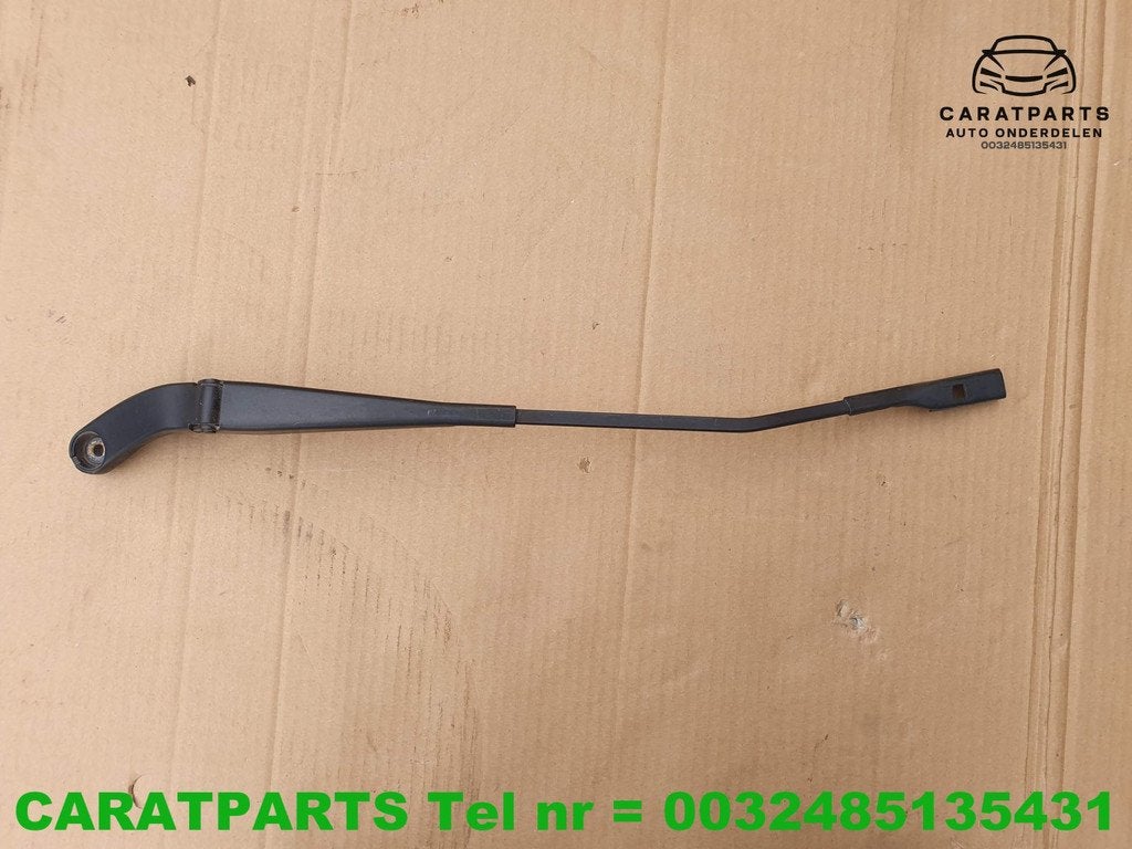 8K1955407A A5 wisserarm A5 ruitenwisser arm a5, Gebruikt, AUDI AG, Auto-Union-Strasse 1
85045  Ingolstadt, DE, Audi