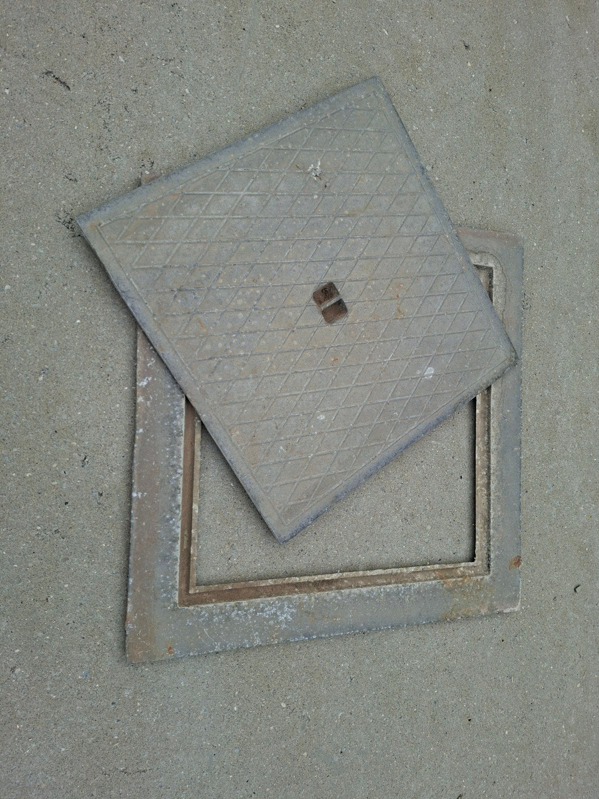 putdeksel aluminium 40 x 40 cm, Doe-het-zelf en Bouw, Ophalen, Gebruikt, Aluminium, Overige typen
