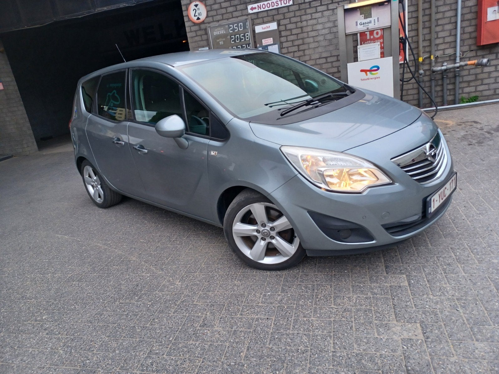Opel meriva 1.7 dci airco, Autos, Euro 5, Achat, Boîte manuelle, 5 portes