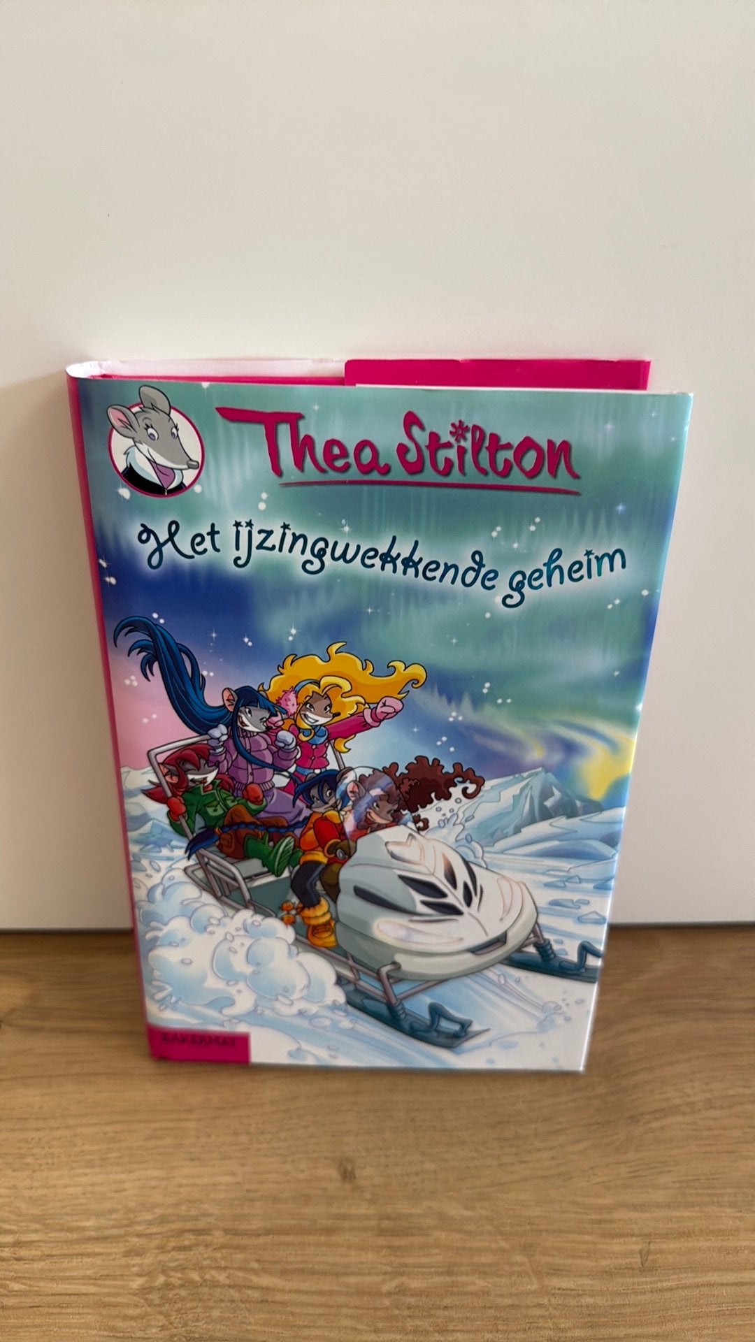Thea Stilton - Het ijzingwekkende geheim, Boeken, Thea Stilton, Fictie algemeen, Ophalen of Verzenden, Zo goed als nieuw