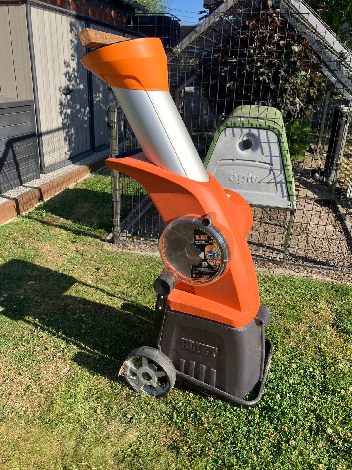 Eliet neo 2 elektrische hakselaar, Jardin & Terrasse, Déchiqueteurs, Enlèvement, Comme neuf, Électrique, Sac de ramassage