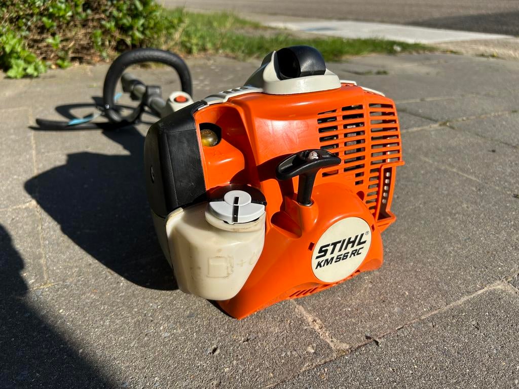 Stihl KM56RC, Jardin & Terrasse, Débroussailleuses, Enlèvement, Comme neuf, Essence