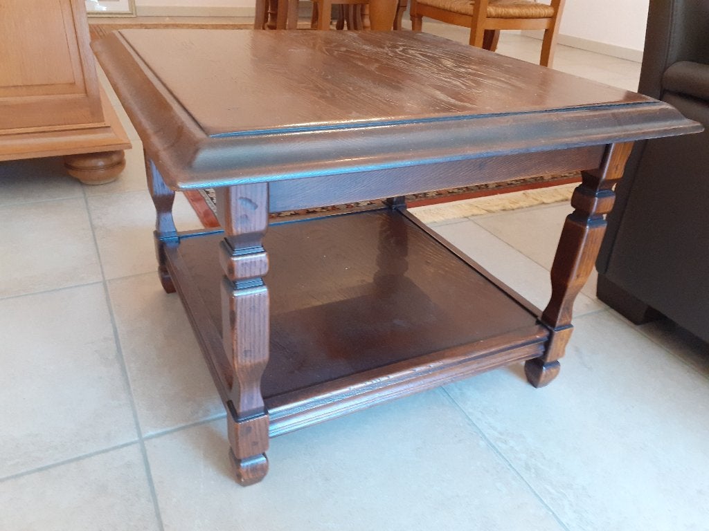 Table basse/table d'appoint en chêne — Bois massif, 55 à 75 cm, Enlèvement, Bois, Carré