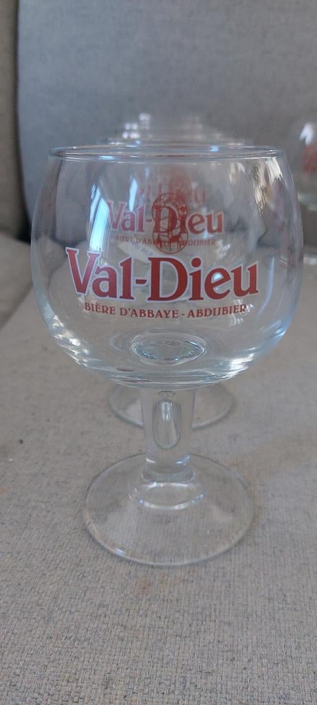 5 verres val dieu 25l M21, Enlèvement ou Envoi