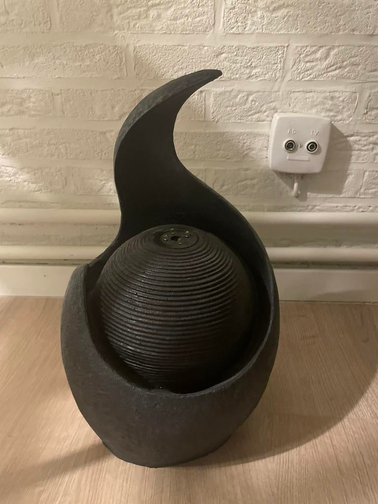 Prachtige fontein, Enlèvement, Comme neuf