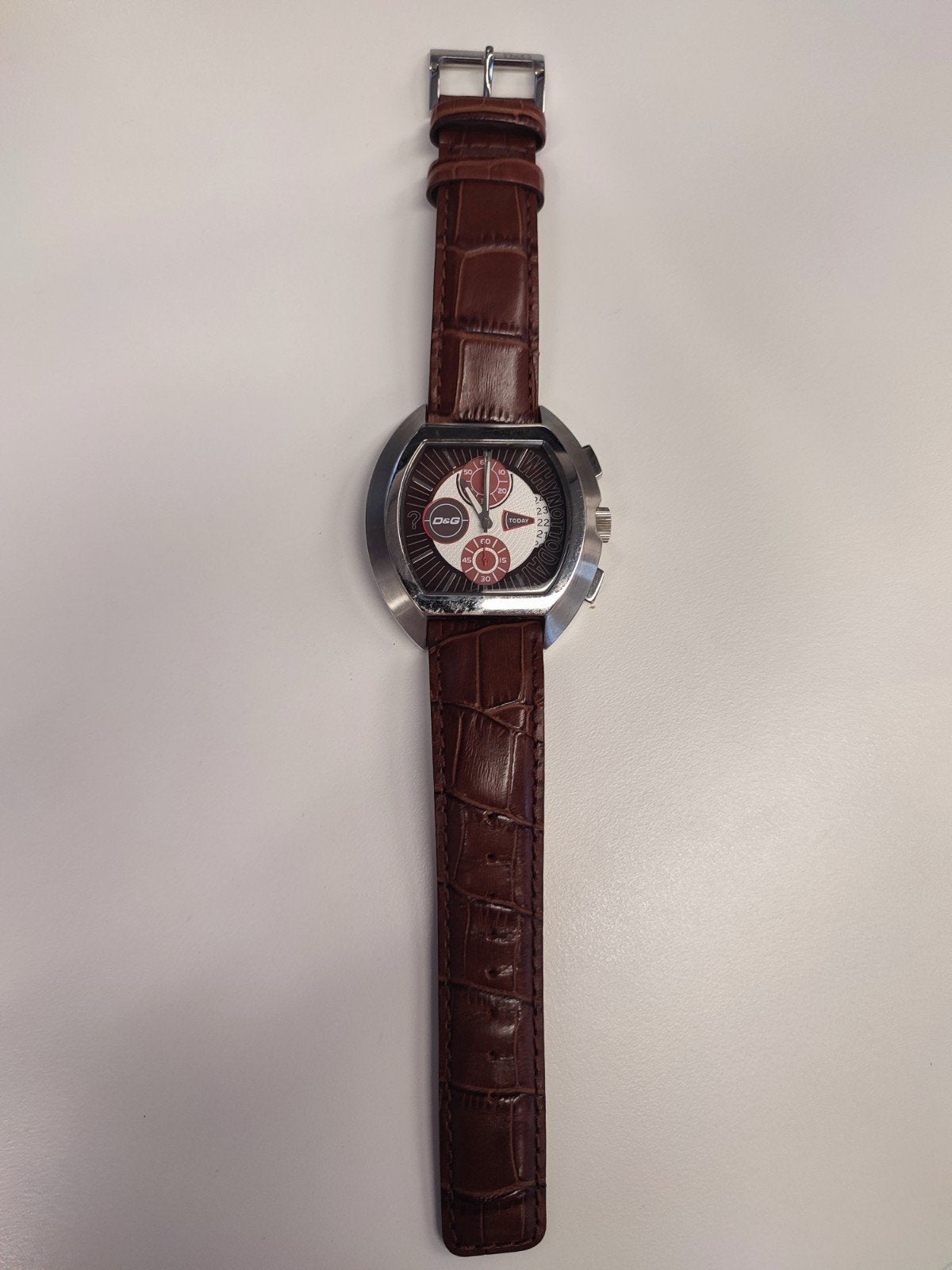 Montre Dolce&Gabbana pour homme, Enlèvement