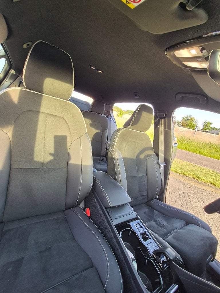 Pass car Volvo XC40 B3 Plus MHEV 2023, Autos, Volvo, Phares entièrement LED, Achat, Euro 6, Carnet d'entretien