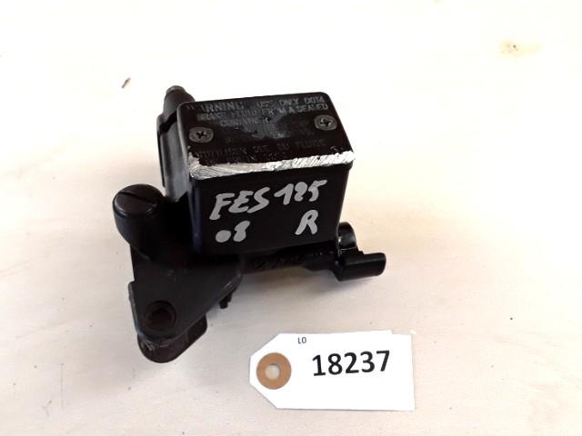 FES125 Silverwing 2007 - 2017 Honda Rempomp D1-34769, Motos
