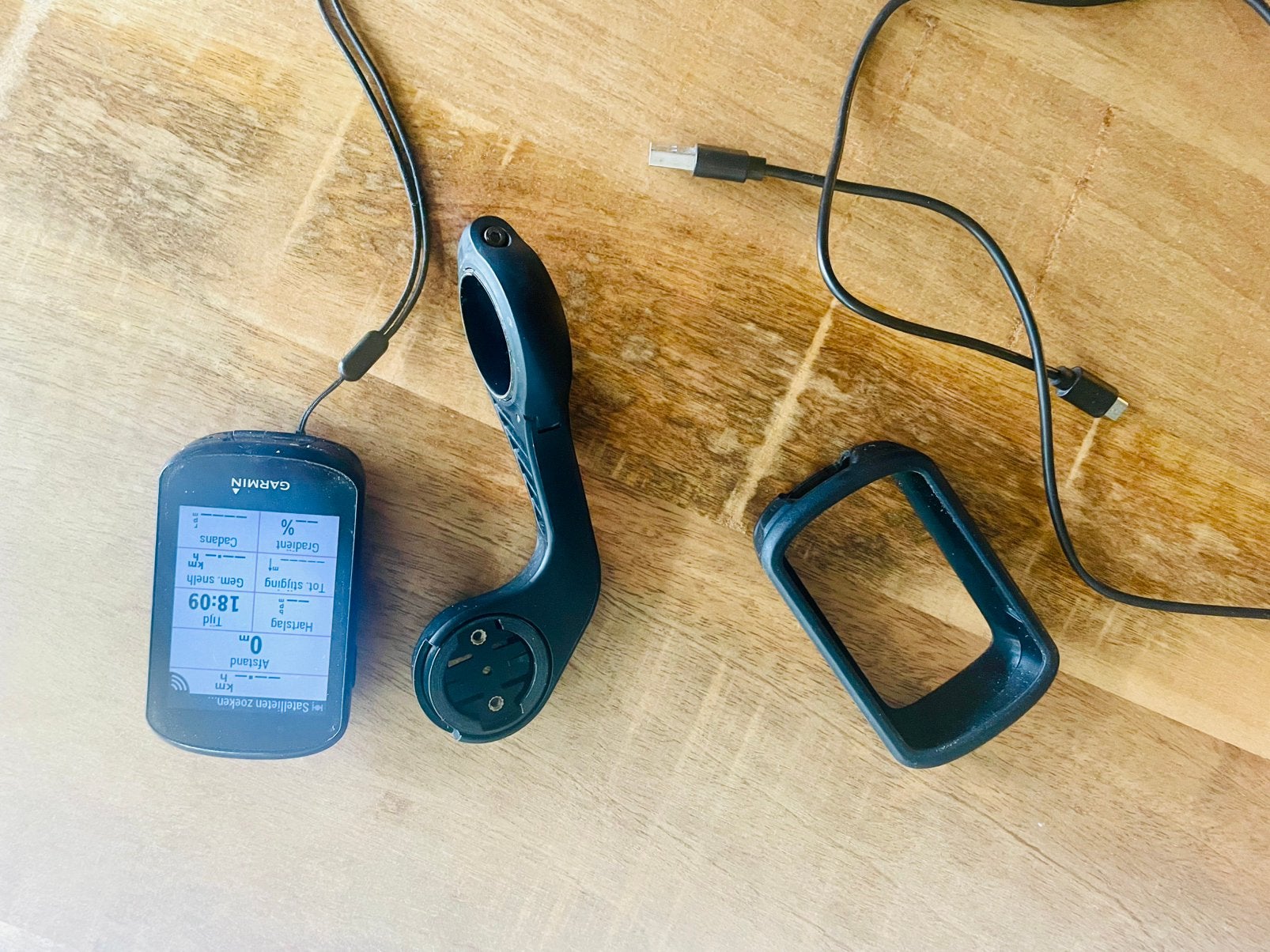 Garmin 830 met siliconecover, stuurhouder, zeer goede staat, Enlèvement, GPS, Comme neuf