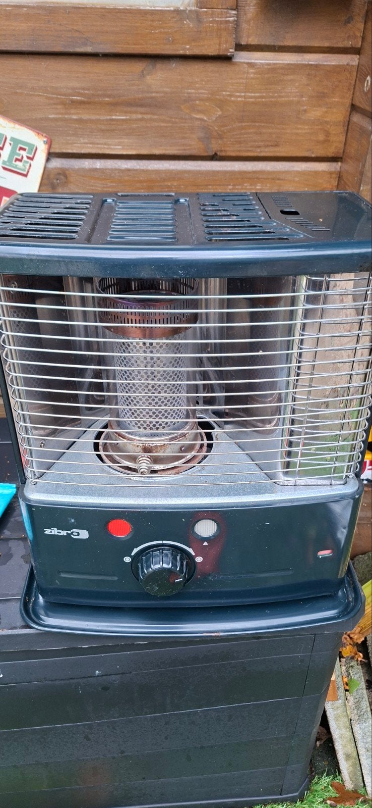 zibro kamin r 26 t, compact en krachtig (3000 watt), Ophalen, Overige brandstoffen, Vrijstaand, Petroleumkachel