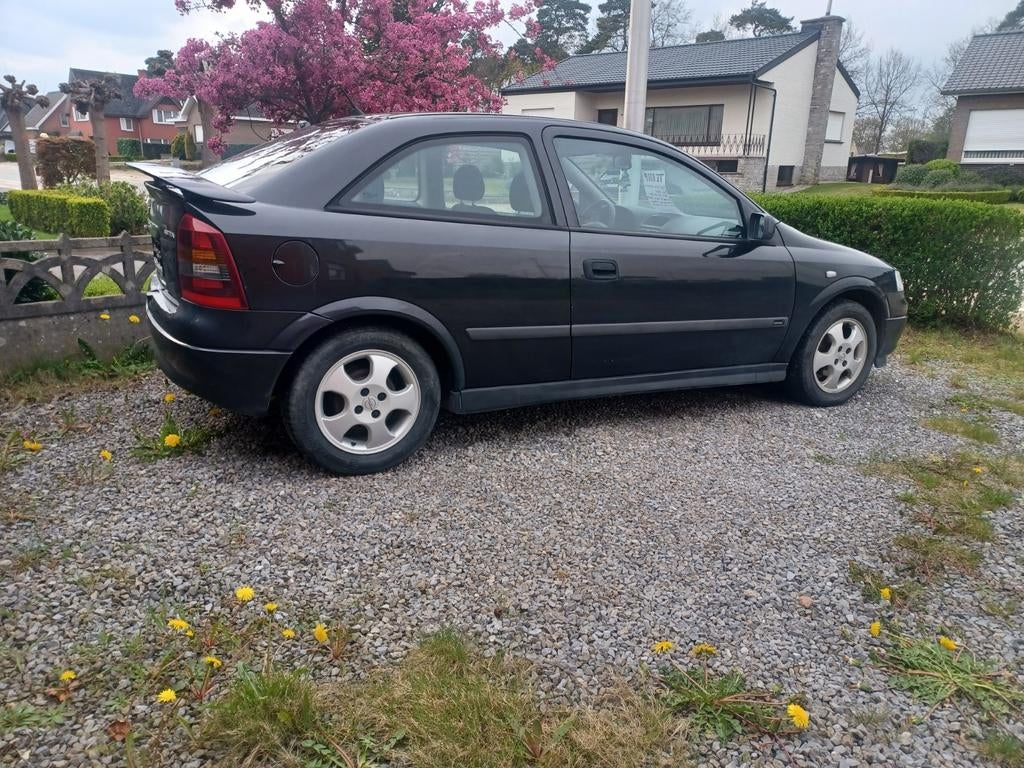 Te koop opel astra 1.4benzine, Auto's, Particulier, Astra, Te koop, Benzine