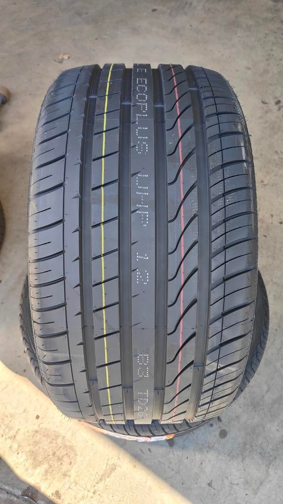 275/30r19 96w fortuna 95€ per stuk met montage en balanceren, Ophalen