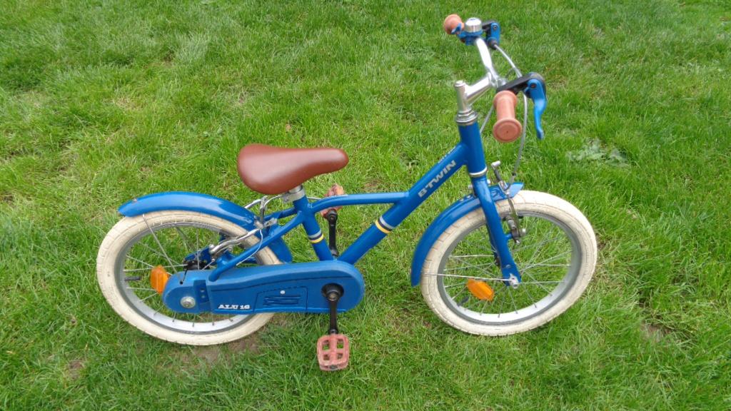 16 inch Kinderfiets, Fietsen en Brommers, Ophalen, 16 tot 20 inch, Velgrem, Zo goed als nieuw