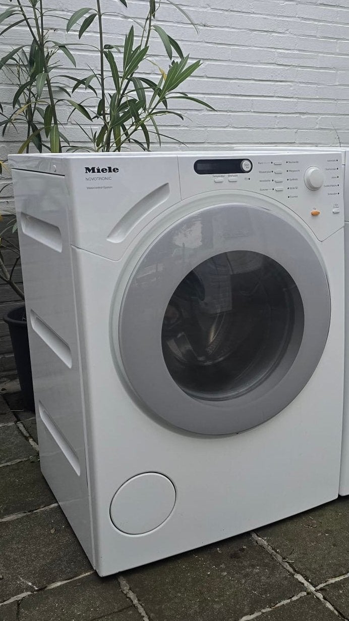 Wasmachine Miele 8KG A+++ Kan geleverd worden, Elektronische apparatuur, Ophalen, Zo goed als nieuw
