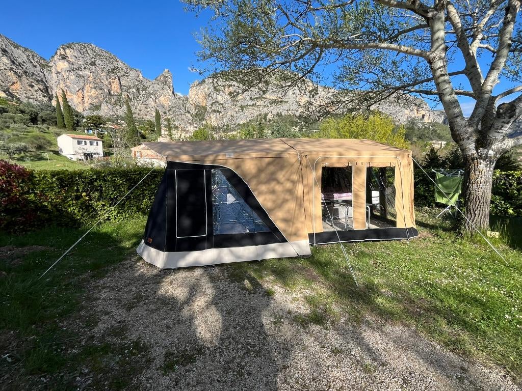 Combi Camp Country Exclusive 2025, Présent, Combi-Camp, Beige, Enlèvement