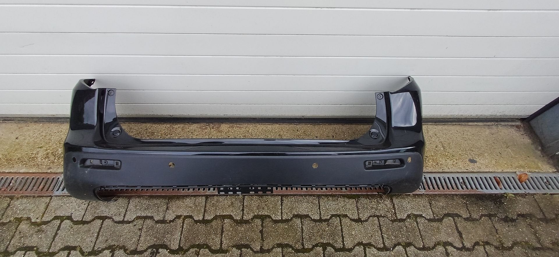 Suzuki Vitara III Bumper Achterbumper 4x PDC Gaten 7181154P, Auto-onderdelen, Gebruikt, -, -, Ophalen of Verzenden