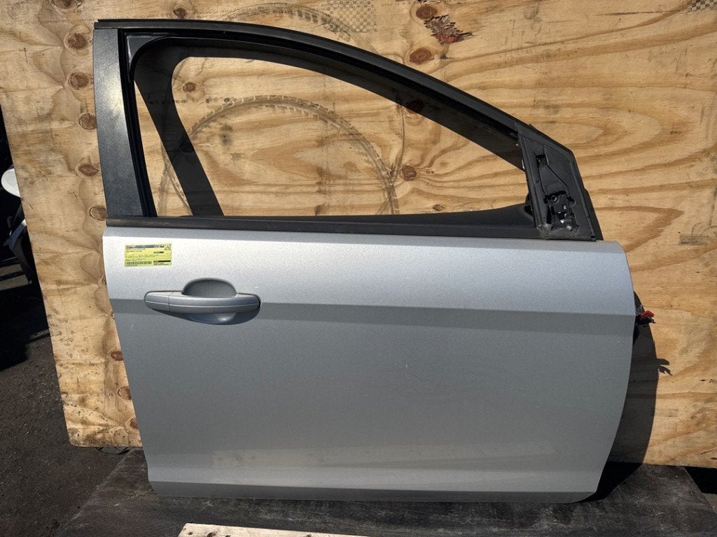 PORTIER RECHTS VOOR Focus 2 Wagon (|1530169|8M51A20124AE|), Auto-onderdelen, Gebruikt, Deur, Henry-Ford-Straße  1
50735  Köln, DE