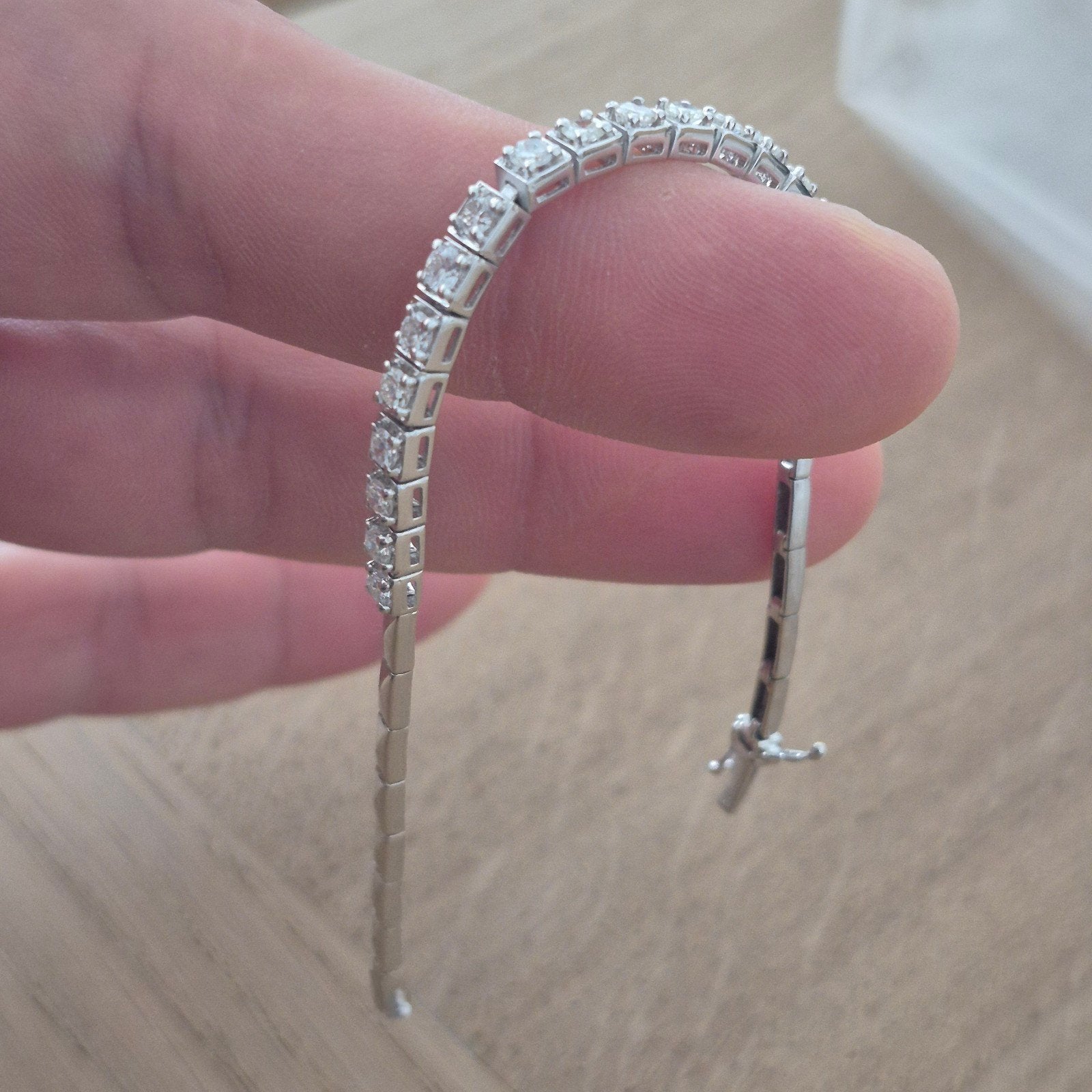 18 karaat heel mooi witgoud Diamanten Armband, Ophalen, Wit, Zo goed als nieuw, Met edelsteen