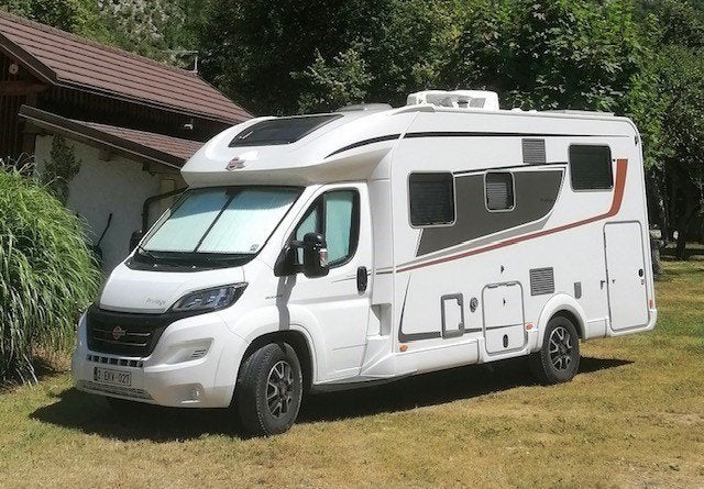 Camping-car profilé Bürstner Lyseo Privilege -Fiat, Caravanes & Camping, Camping-cars, Jusqu'à 4, 6 à 7 mètres, Toilette à cassette