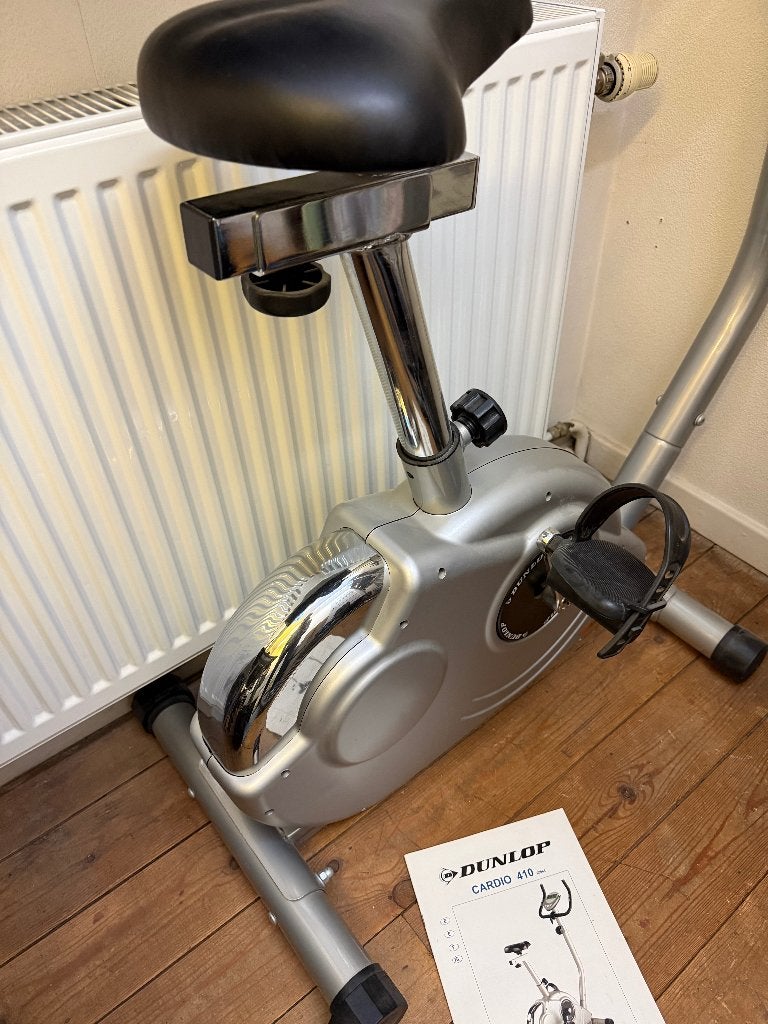 À donner – vélo d'appartement Dunlop Cardio 410, Sports & Fitness, Jambes, Enlèvement, Utilisé, Vélo d'appartement