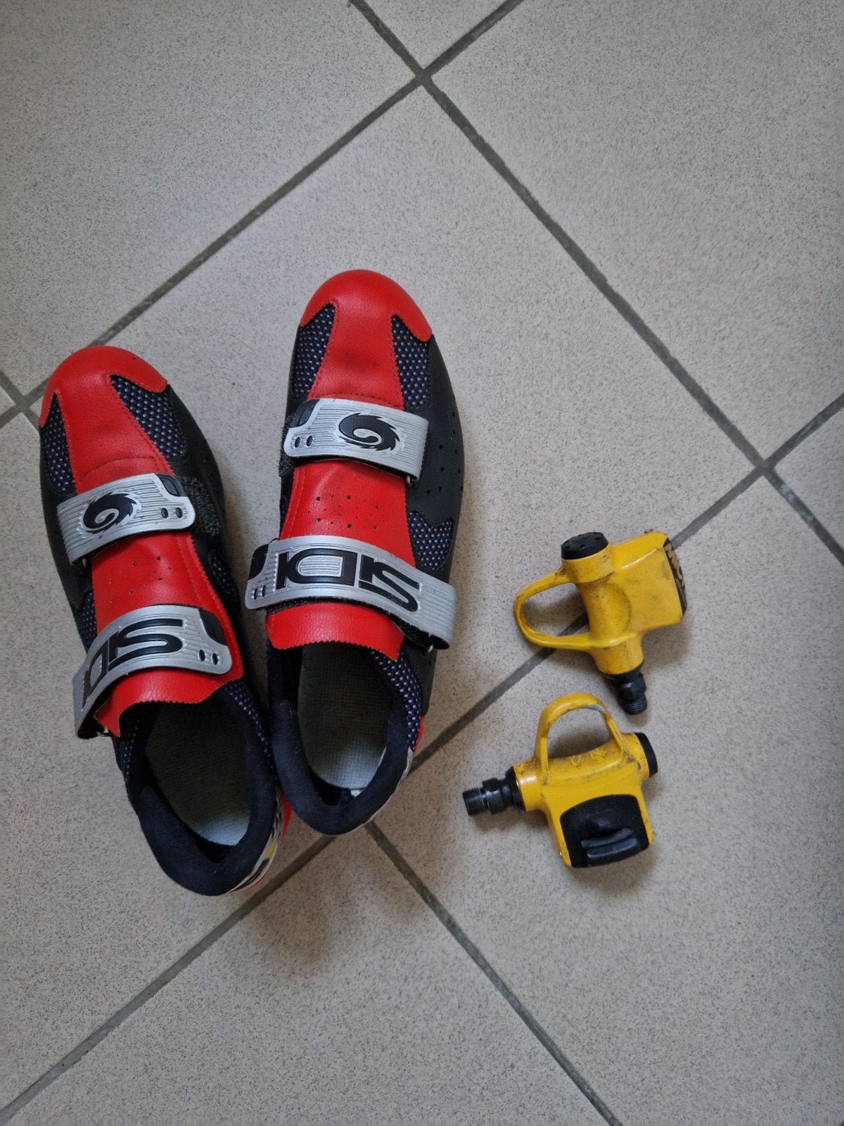 Fietsschoenen maat 43, Vélos & Vélomoteurs, Accessoires vélo | Vêtements de cyclisme, Enlèvement