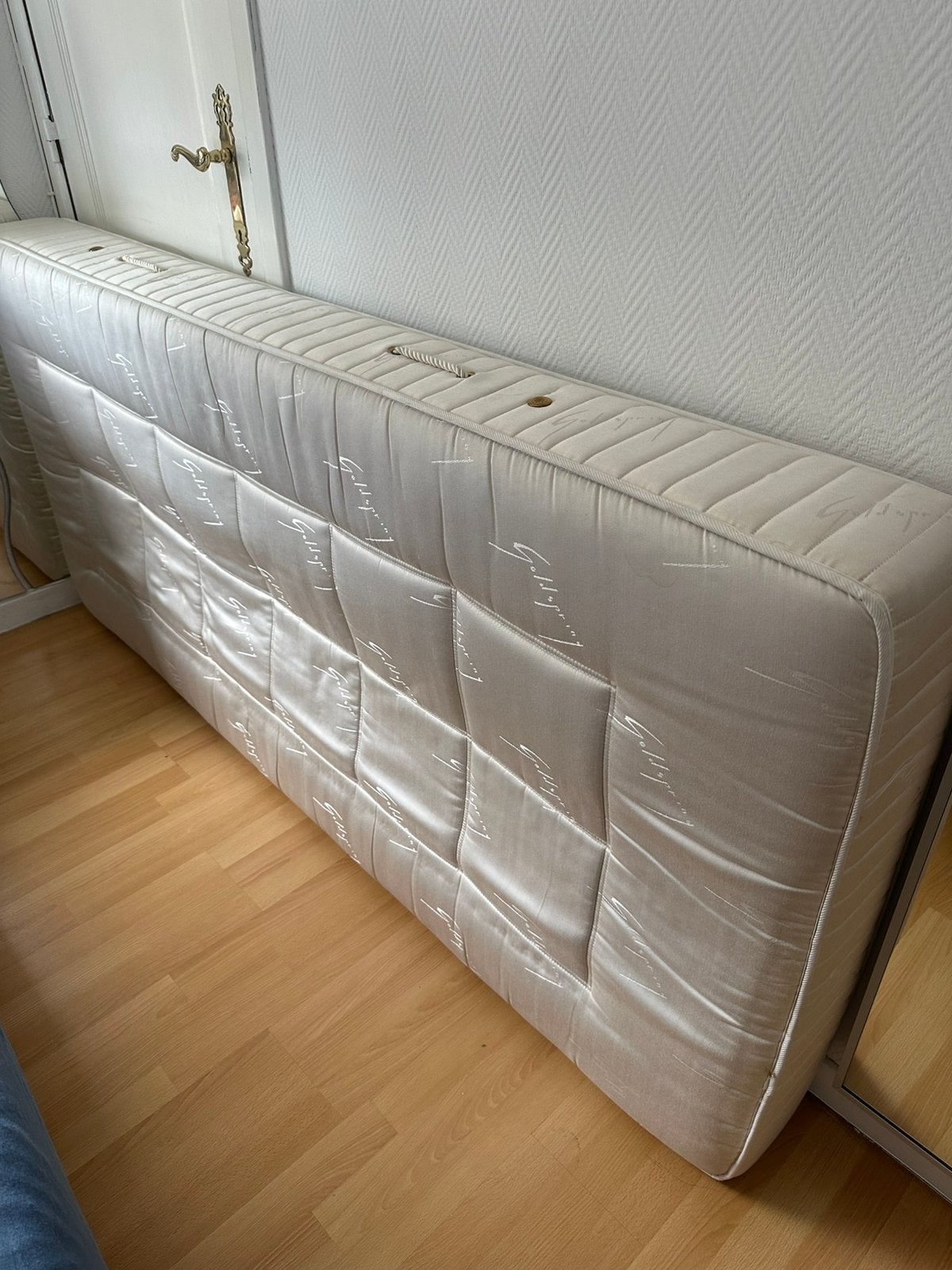 Matelas Beka 1 personne, 90 cm, Matelas, Une personne, Enlèvement
