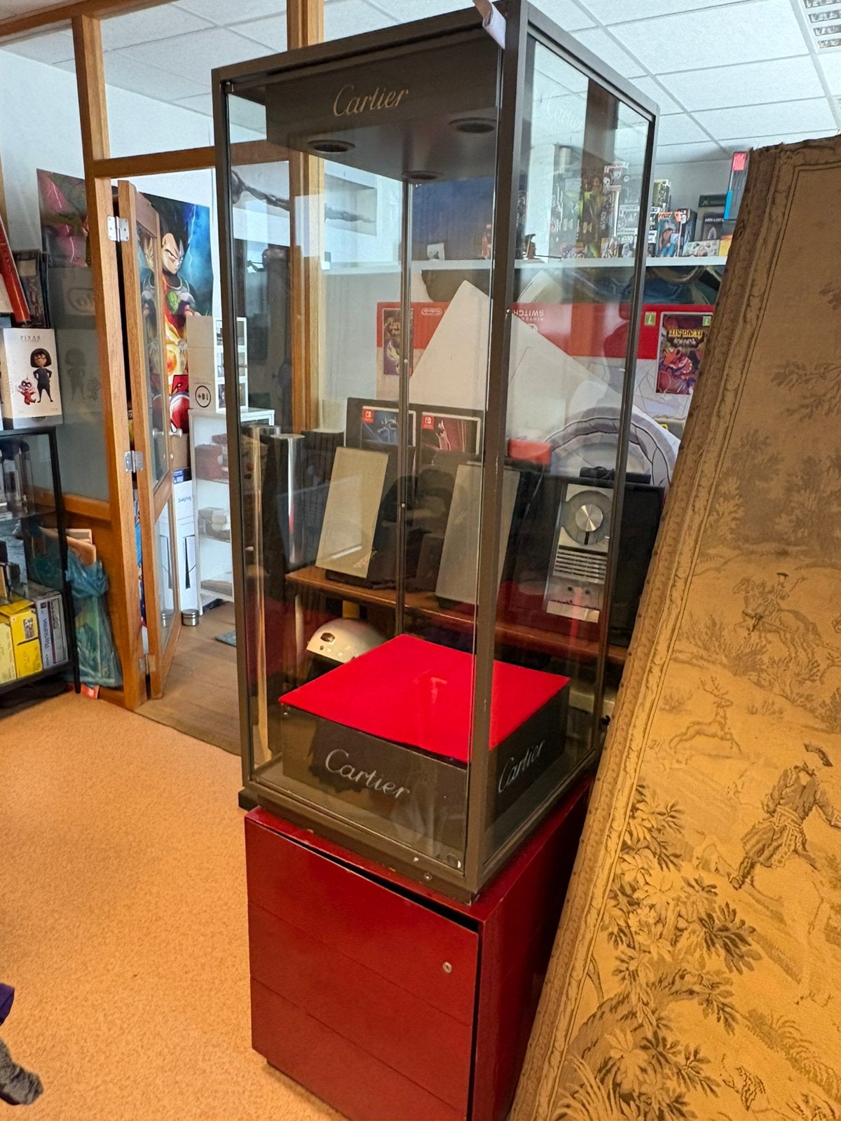 Sublime vitrine, Cartier, Enlèvement ou Envoi, Comme neuf