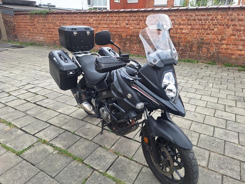 Suzuki vstrom 650, Motos, Tourisme, Occasion, Plus de 35 kW, 2 cylindres