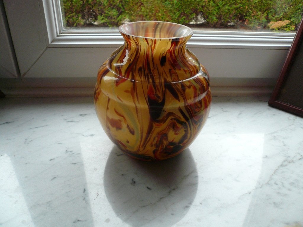 Art deco opaline glazen vaas, Enlèvement