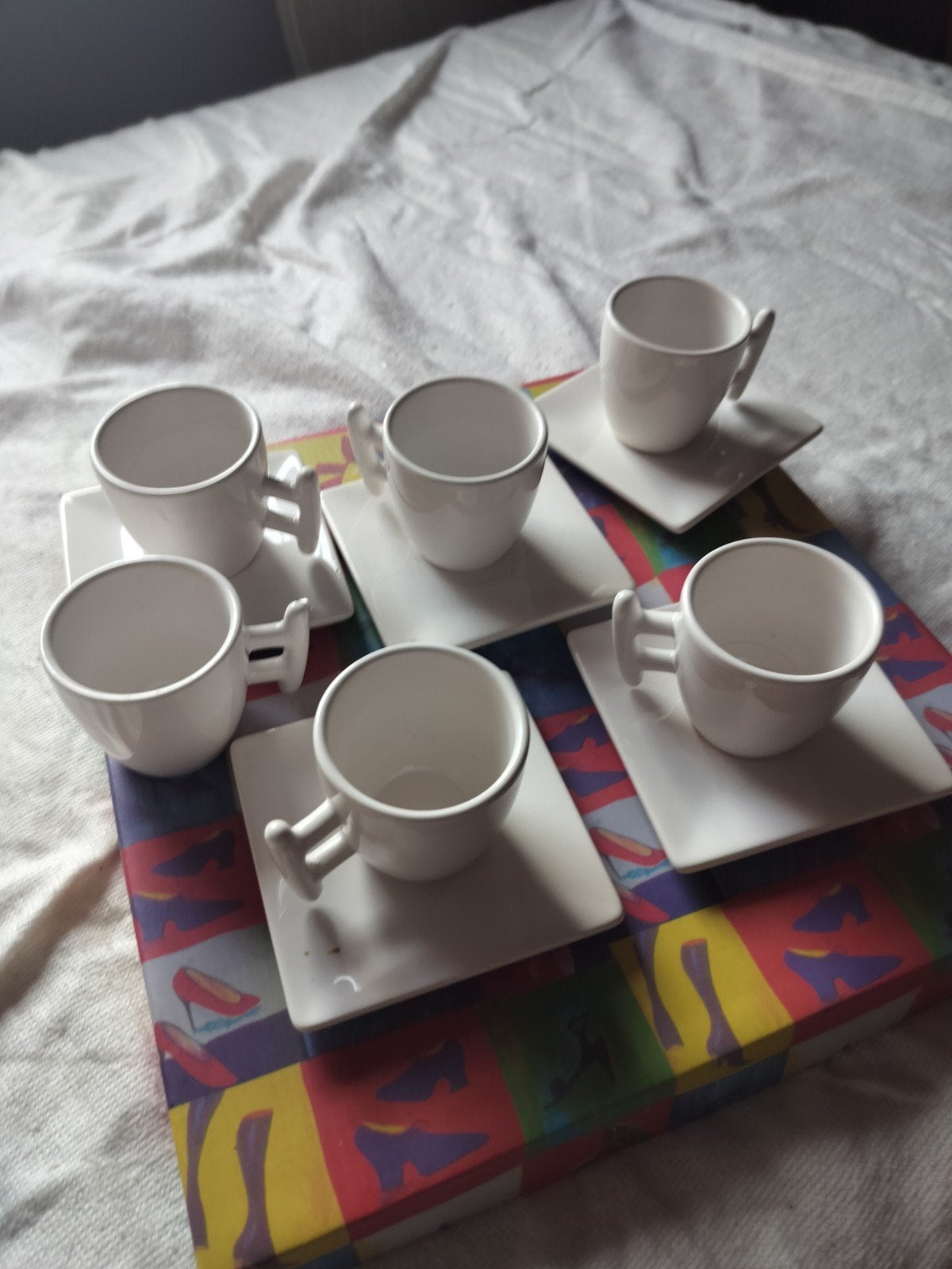 set van 6 witte koffie tasjes met ondertas - reclame Unigro, Ophalen of Verzenden