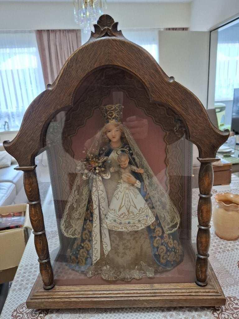 madonna onder stulp, Bois, Enlèvement, Utilisé