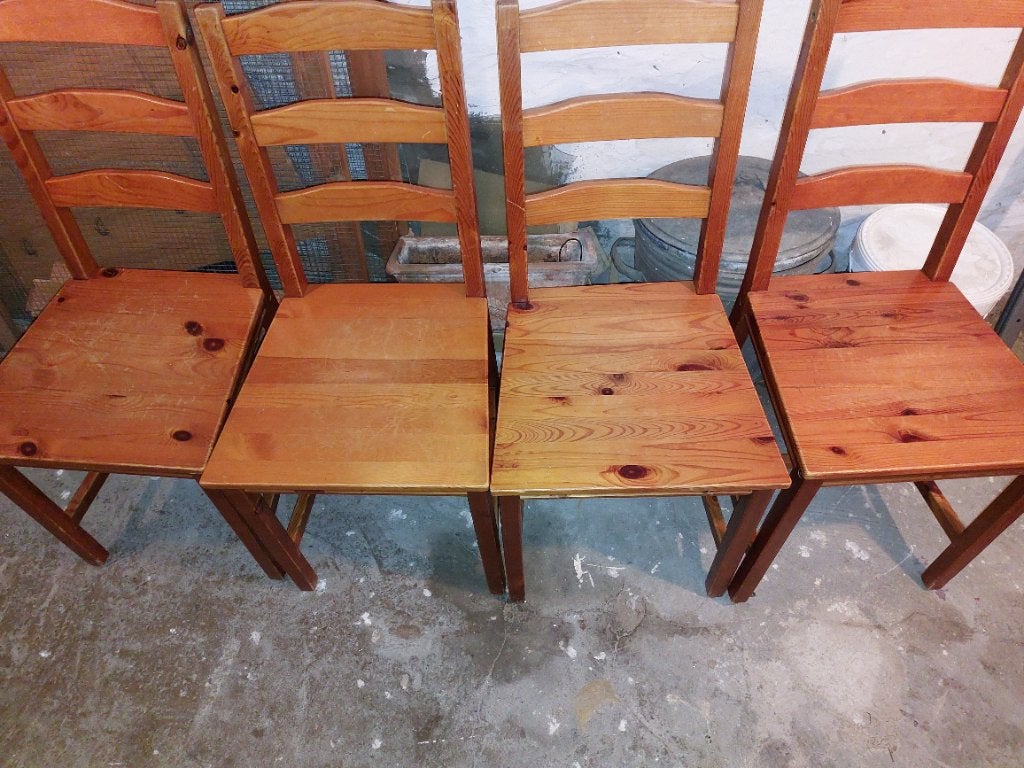 Table et 4 chaises, 100 à 150 cm, Quatre personnes, Enlèvement, Utilisé