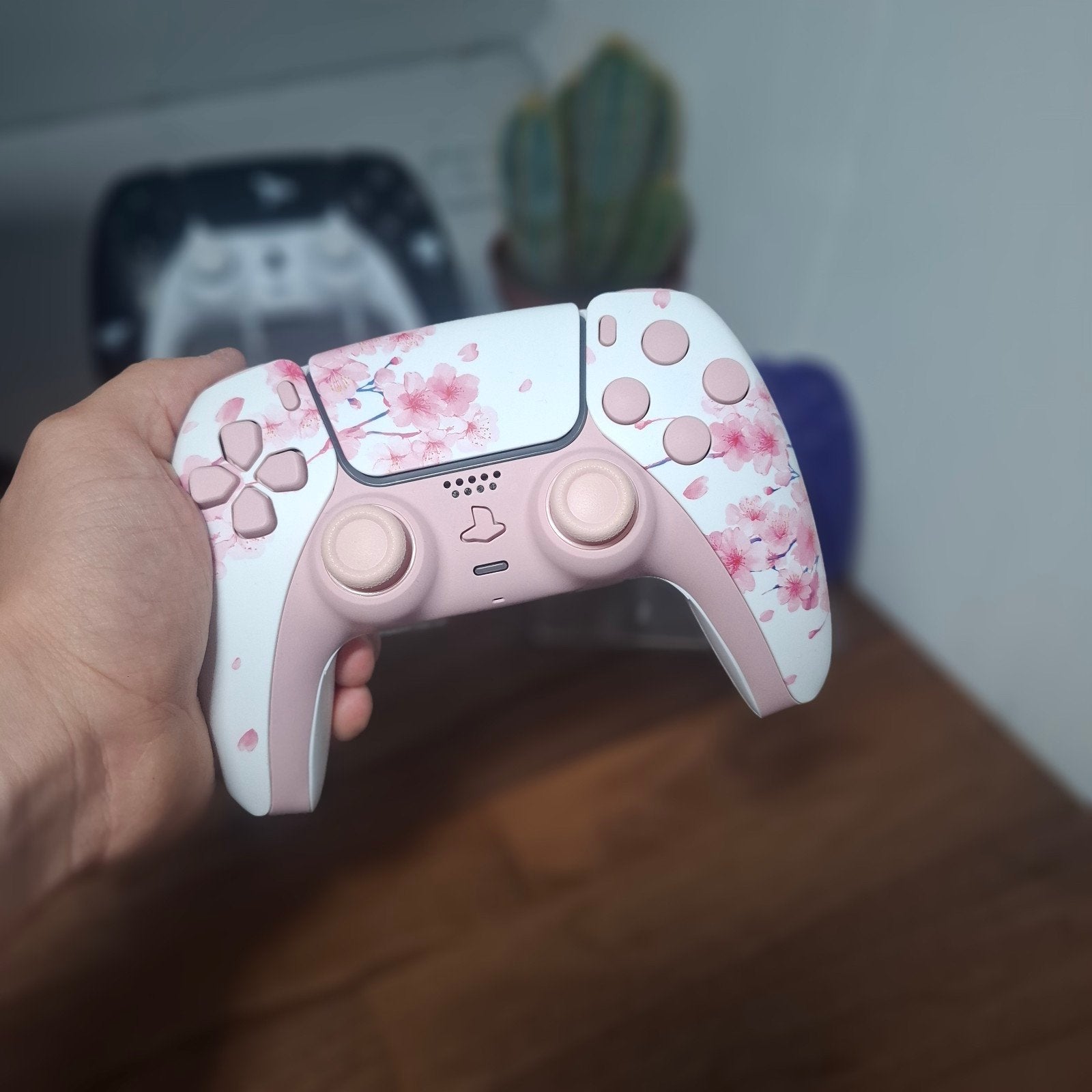 PS5 Cherry Blossom Controller – Anti drift, Games en Spelcomputers, Spelcomputers | Sony Consoles | Accessoires, Refurbished, PlayStation 5
