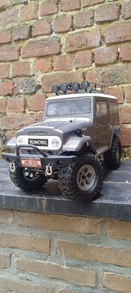 Crawler rgt rc4 en boîte, Hobby & Loisirs créatifs, Échelle 1:10, Enlèvement ou Envoi, Voiture off road, Utilisé