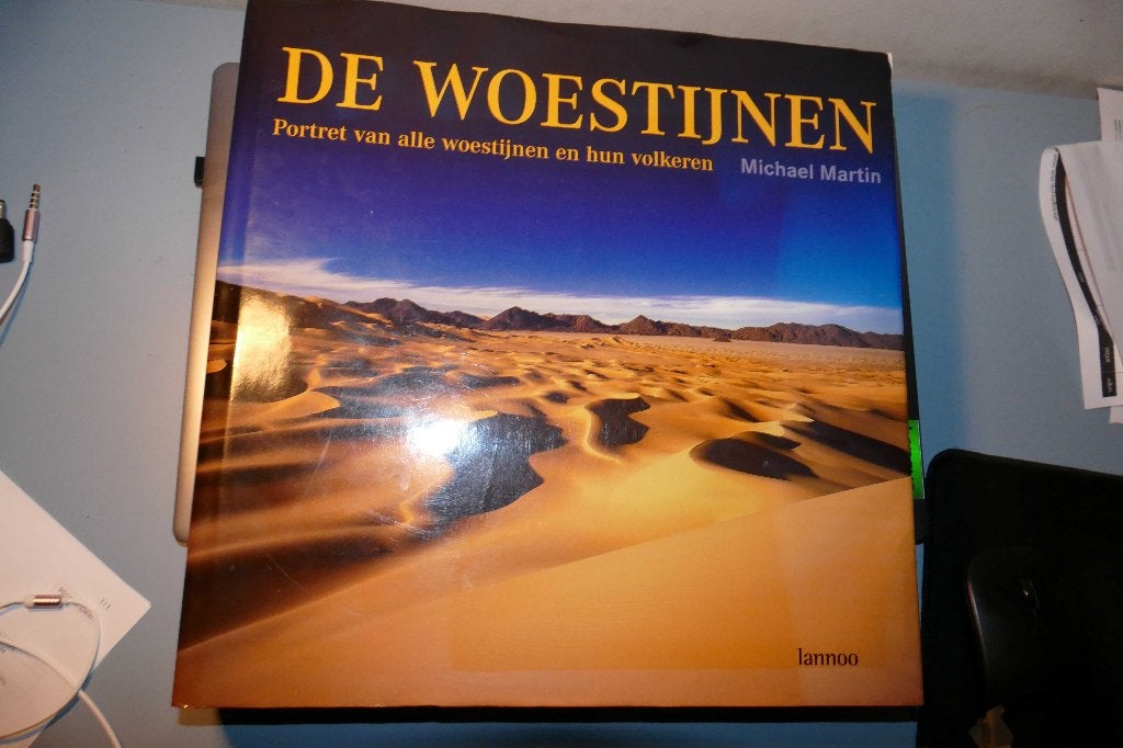 BOEK DE WOESTIJNEN, Boeken, Reisverhalen, Ophalen of Verzenden, Zo goed als nieuw