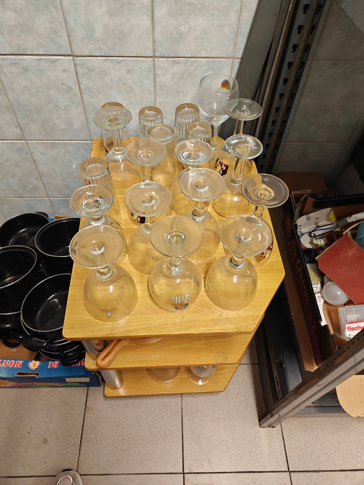 allerlei glazen maes leffe chimay stella artois martini cine, Verzamelen, Ophalen
