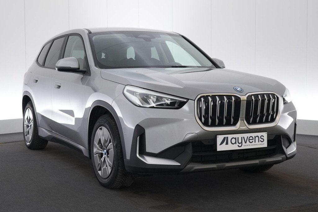 (2DTH897) BMW IX1, Auto's, BMW, Automaat, 230 kW, Gebruikt, Overige kleuren