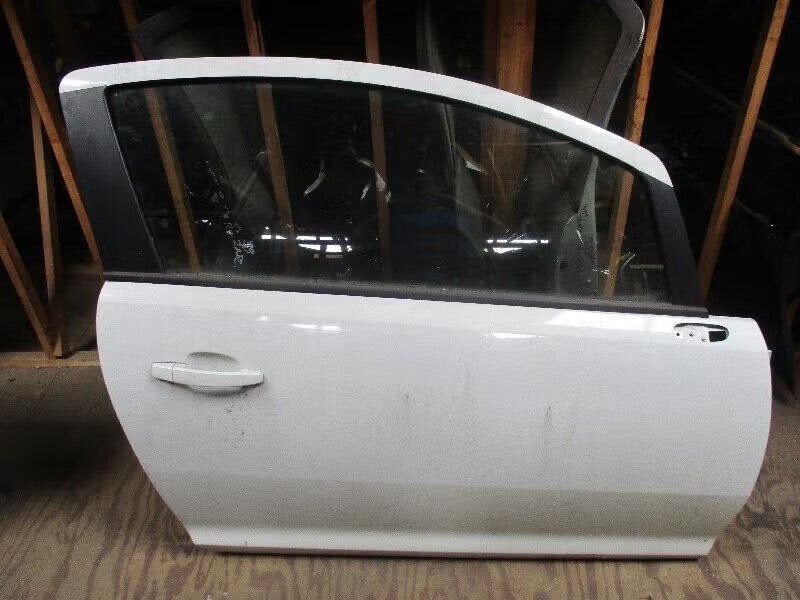 PORTIER RECHTS 3 deurs Opel Corsa D (01-2006/12-2014), Bahnhofsplatz 65423 Rüsselsheim am Main, DE, Enlèvement ou Envoi, Opel