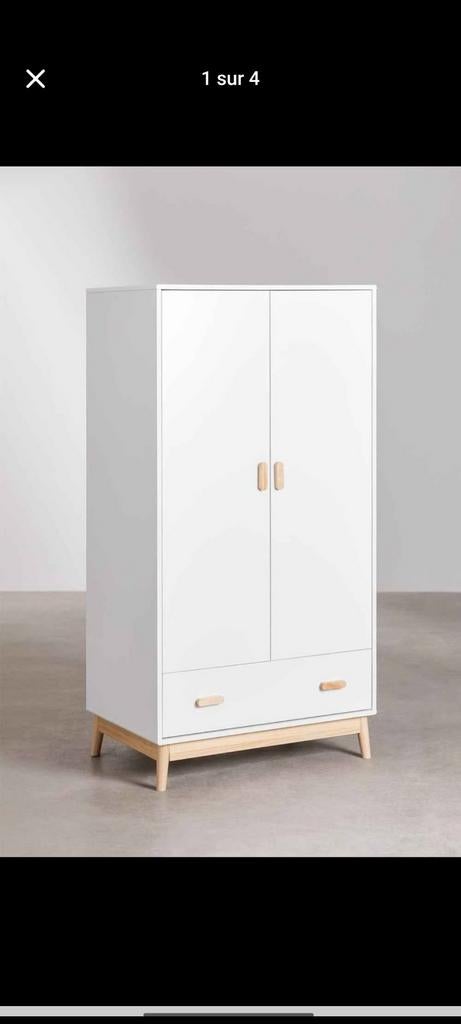Penderie et commode blanche