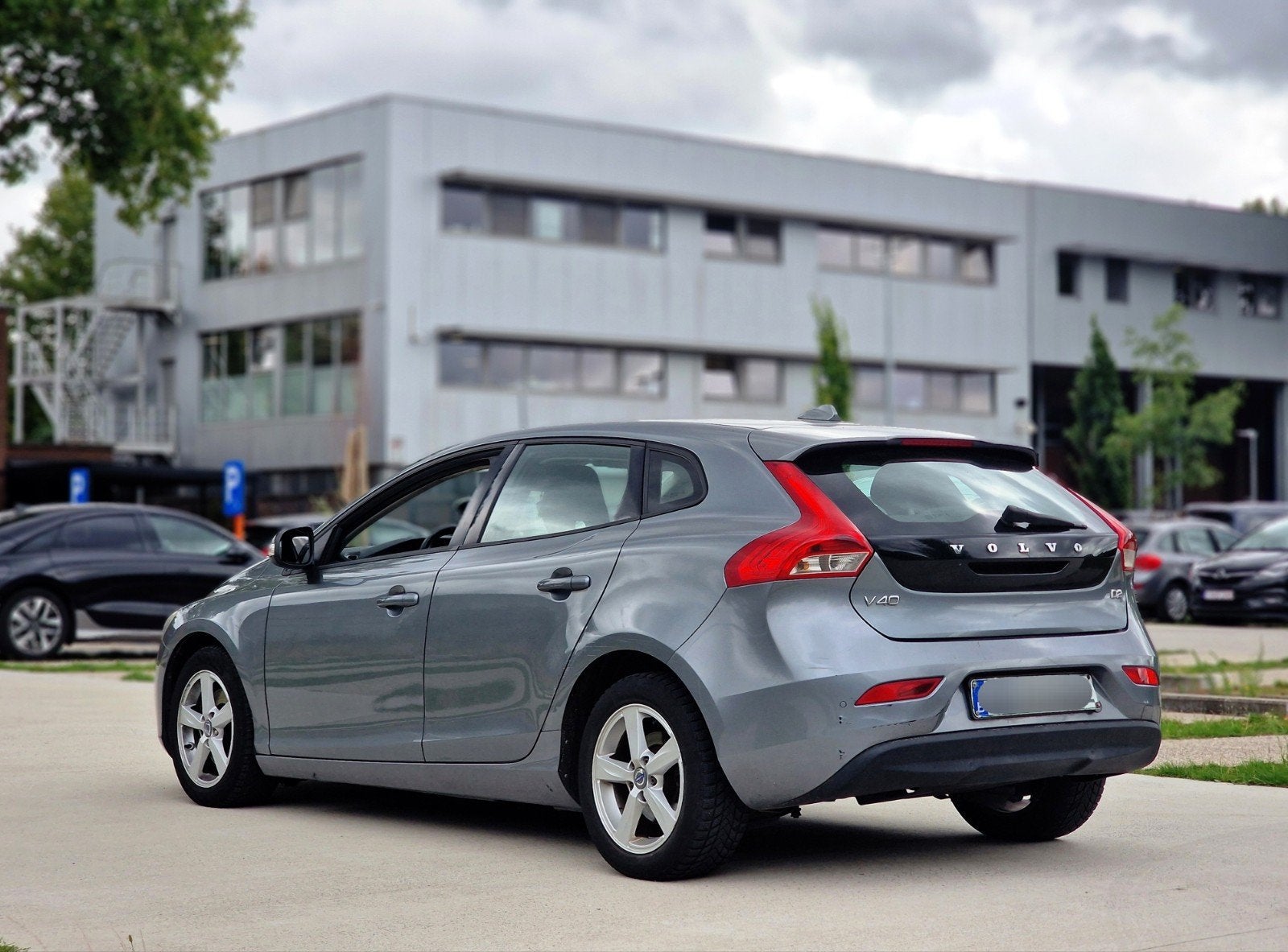 Volvo V40 D2 1.6 Diesel Au Ford Focus – 10/2020 – 120 PK, Auto's, Automaat, Euro 5, 1600 cc, Bedrijf