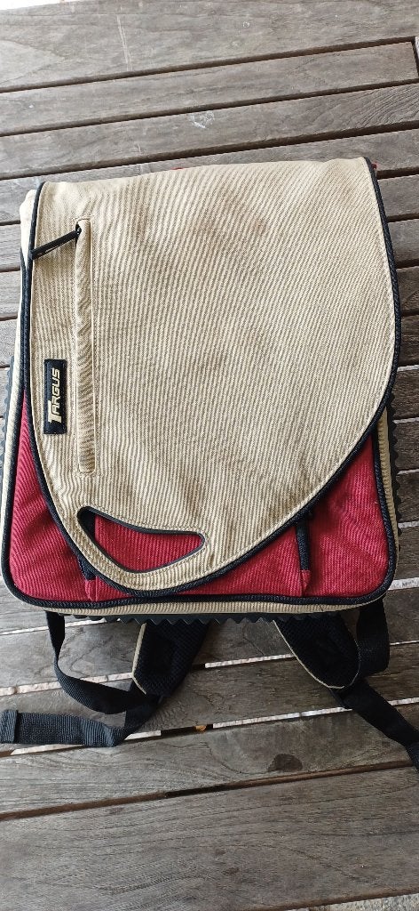 Sac à dos robuste pour ordinateur portable, Informatique & Logiciels, Sacoches d'ordinateur portable, Enlèvement, Utilisé, Targus