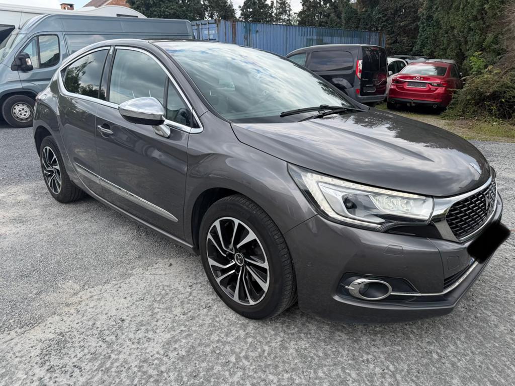 DS4 1.6 HDI IN TOPCONDITIE. Euro 6 miljard, Voorwielaandrijving, 4 cilinders, Leder en Stof, 5 deurs