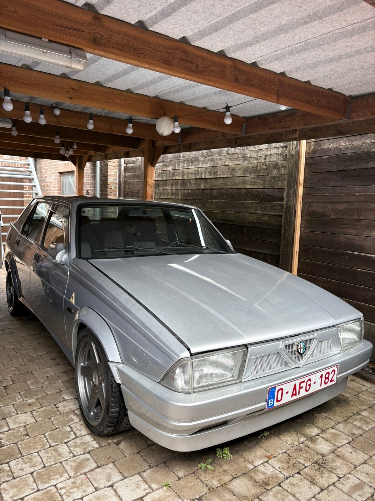 Alfa romeo 75 twin spark, Auto's, Alfa Romeo, 4 deurs, Overige kleuren, Handgeschakeld, Particulier