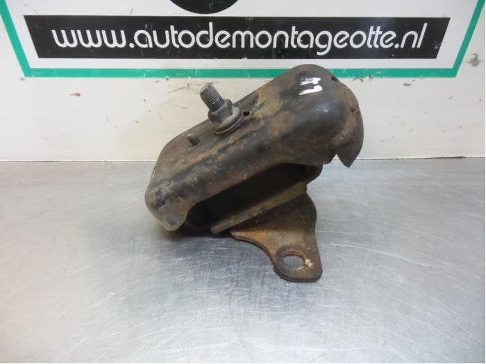 Motorsteun van een Kia Sorento (Sorento 03-), Auto-onderdelen, -, -, Ophalen of Verzenden, -