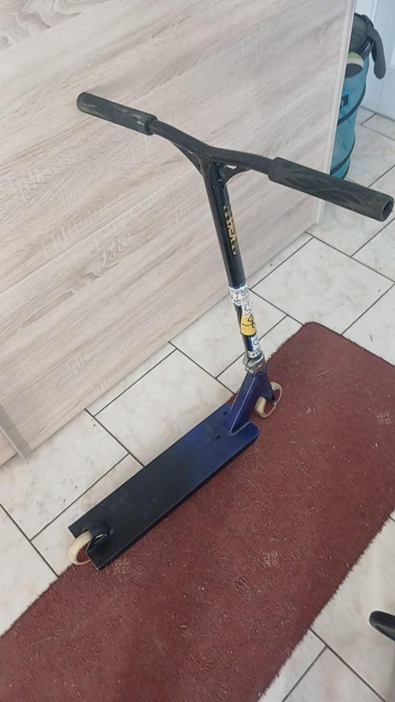 Street stunt step tekoop, Fietsen en Brommers, Steps, Ophalen