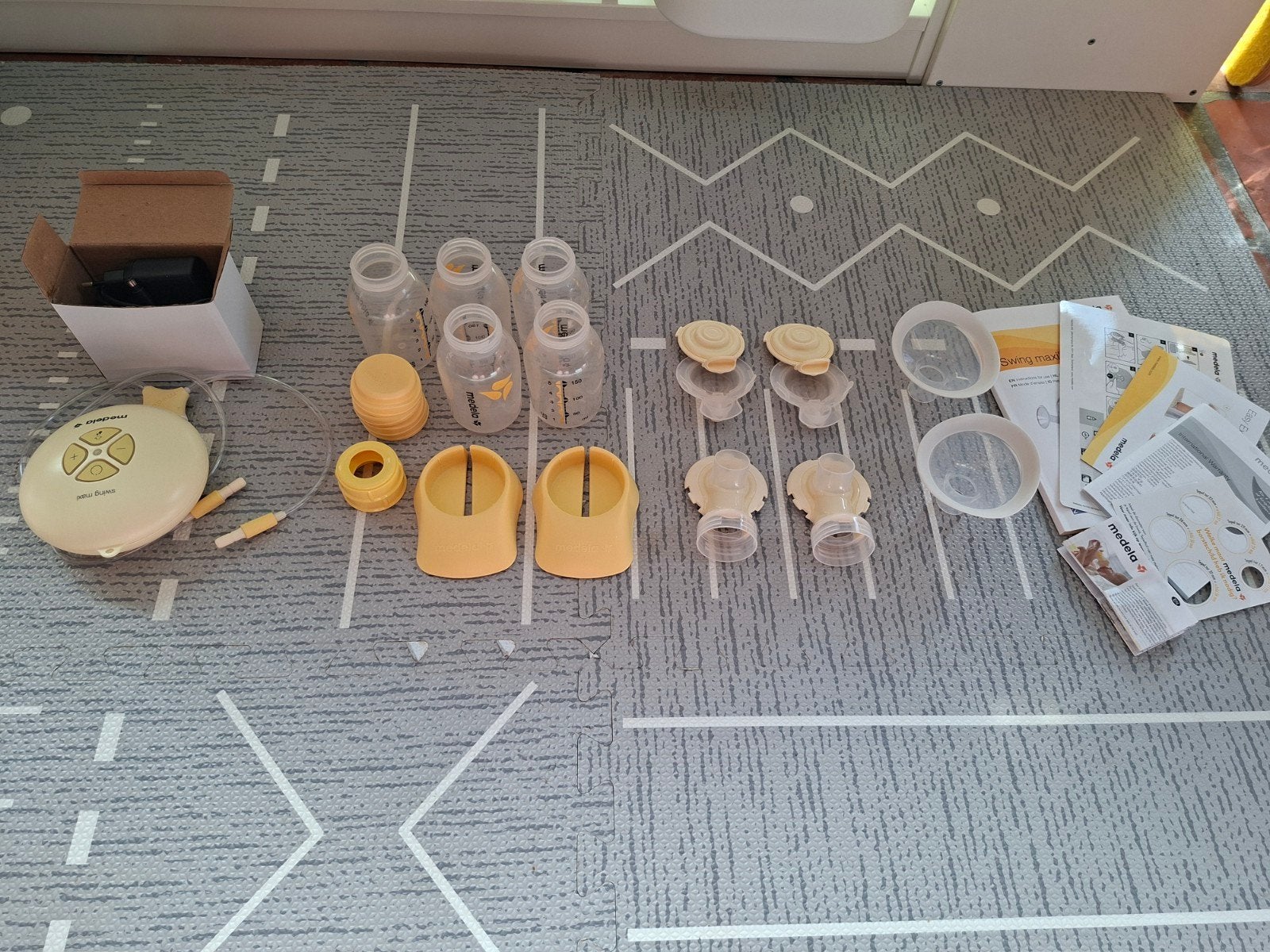 Medela maxi swing - Dubbele borstkolf
Medela Swing Maxi – Du, Enlèvement ou Envoi, Medela, Utilisé, Double face