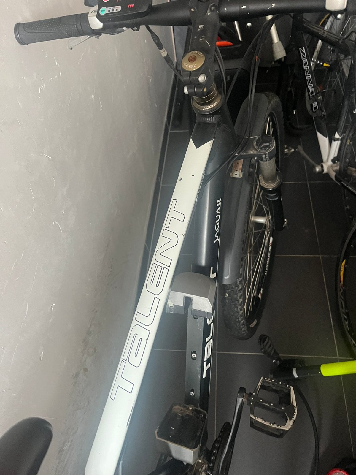 E moutainbike, Ophalen, Zo goed als nieuw