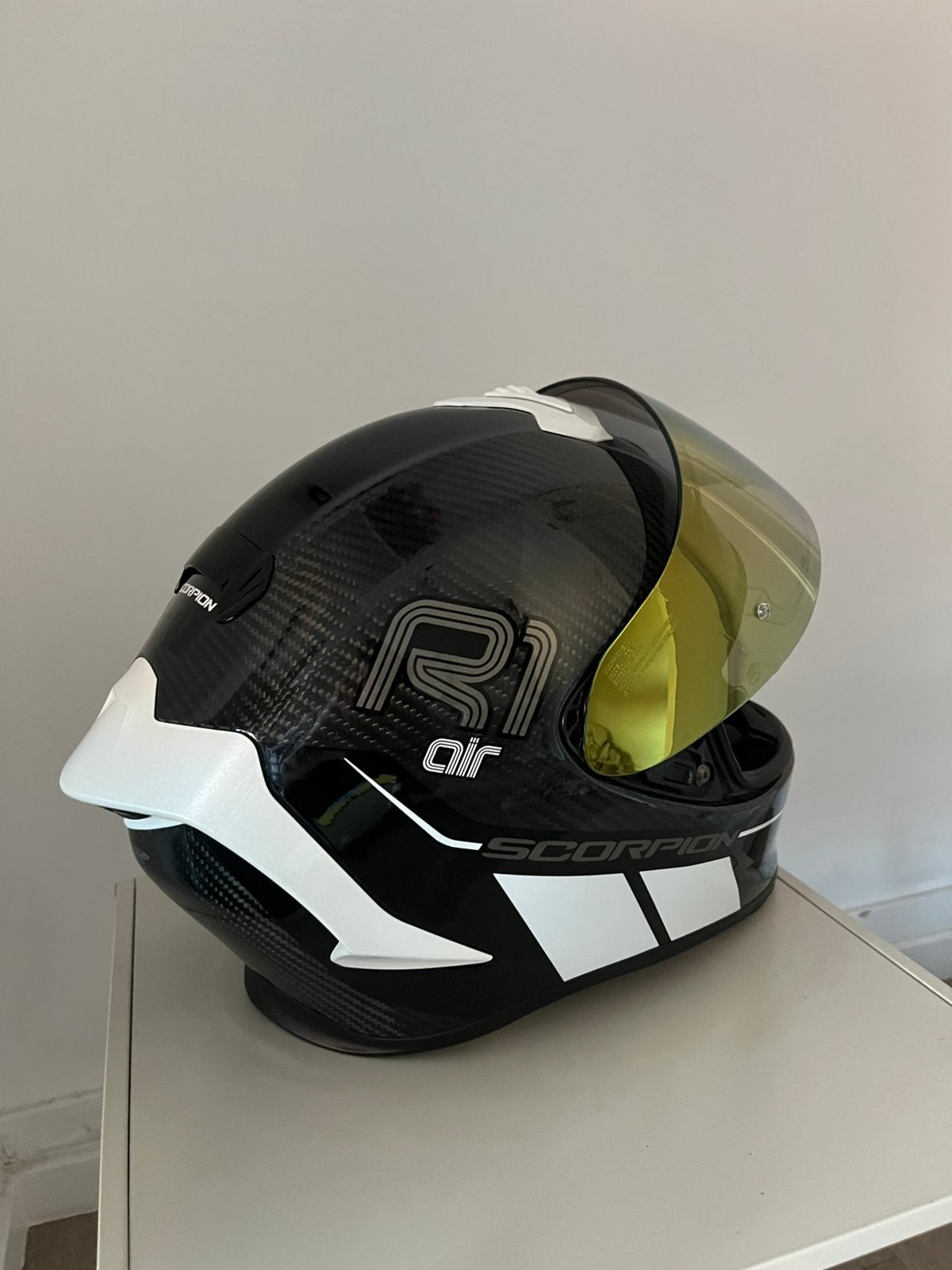 Scorpion EXO R1 AIR CARBON HELM, Ophalen, L