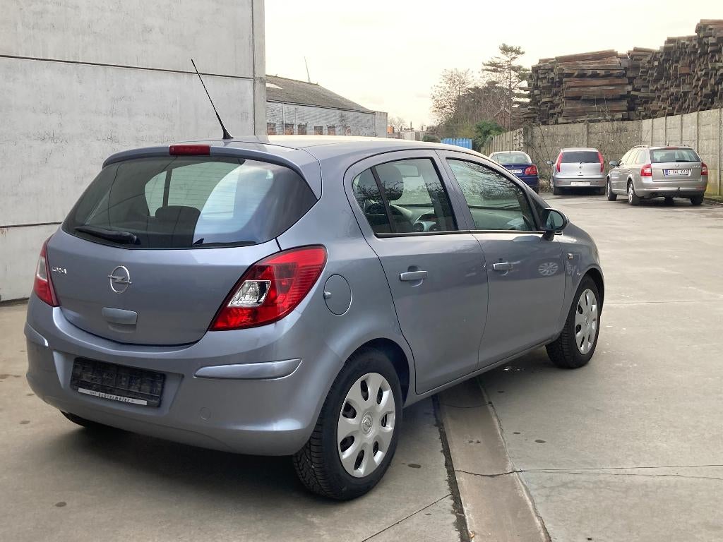 Opel Corsa 1.2 essence 2010 avec 123000km *clim*garantie*, Argent ou Gris, Achat, Alarme, Entreprise