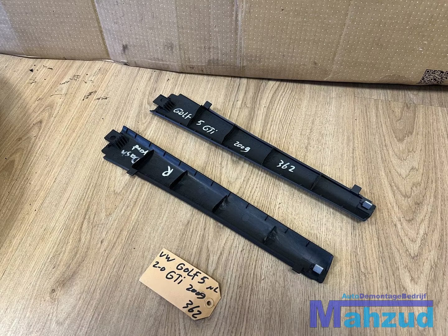 VW GOLF 5 Dashboard delen links rechts 1K0868223 1K0868224, Auto-onderdelen, Gebruikt, Volkswagen, Volkswagen AG, Vw@volkswagen.de